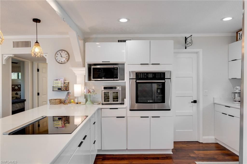 9247 Dimmick Dr , Sanibel, FL 33957 Photo