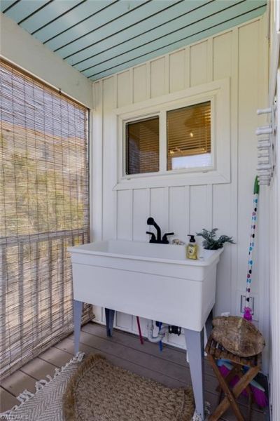 9247 Dimmick Dr , Sanibel, FL 33957 Photo