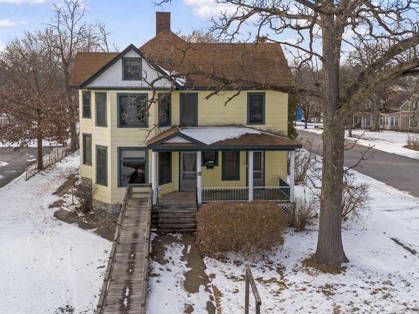 1322 Main Street , Crete, IL 60417