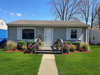 172 N Jackson Avenue Bradley, IL 60915