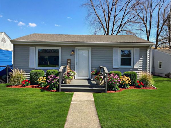 172 N Jackson Avenue , Bradley, IL 60915