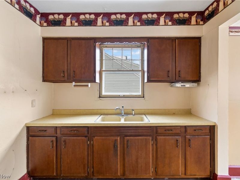 1316 22nd Street NE, Canton, OH 44714 Photo 10