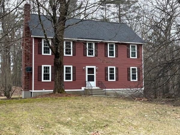 33 Lawson Farm Road, Londonderry, NH 03053