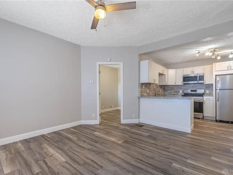 539 S Monroe Street, Unit 1, Xenia, OH 45385 Photo 3