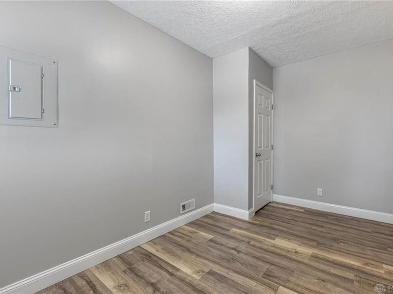 539 S Monroe Street, Unit 1, Xenia, OH 45385 Photo 9