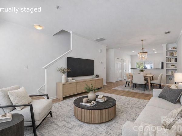 1127 Ilana Court, Charlotte, NC 28204