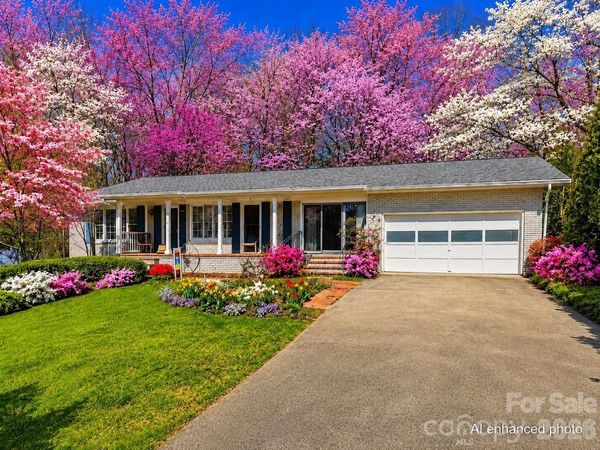 65 Westend Circle, Waynesville, NC 28785