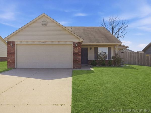 25844 E 90th Street E, Broken Arrow, OK 74014