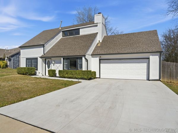 2921 W 64th Street , Tulsa, OK 74132