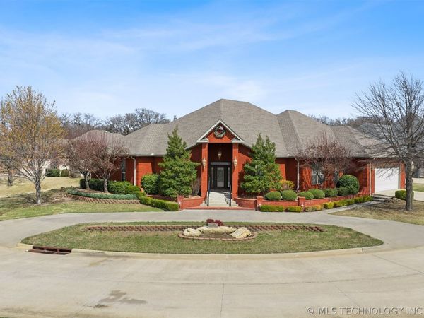 3102 Stone Creek Drive, Ardmore, OK 73401