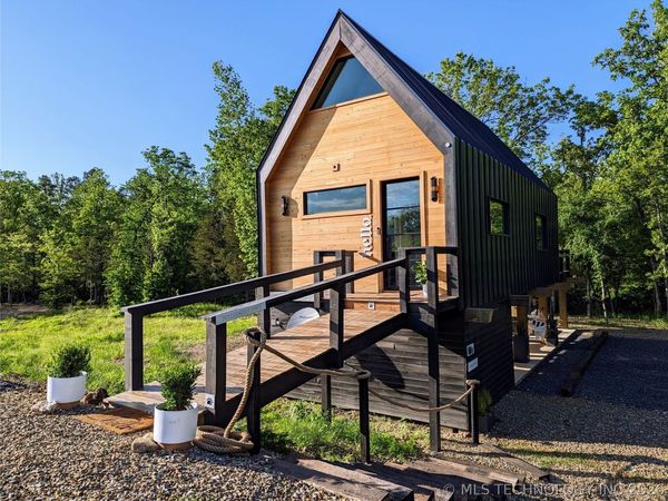 207 Lookout Pines , Broken Bow, OK 74728