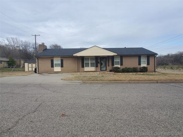 3609 N Detroit Place , Tulsa, OK 74106