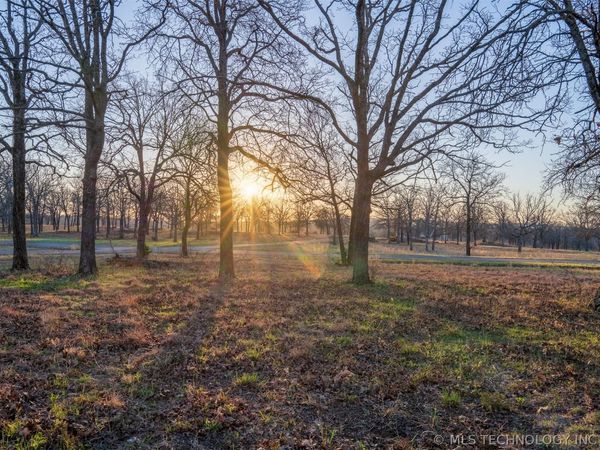 Summit Road, Cookson, OK 74427