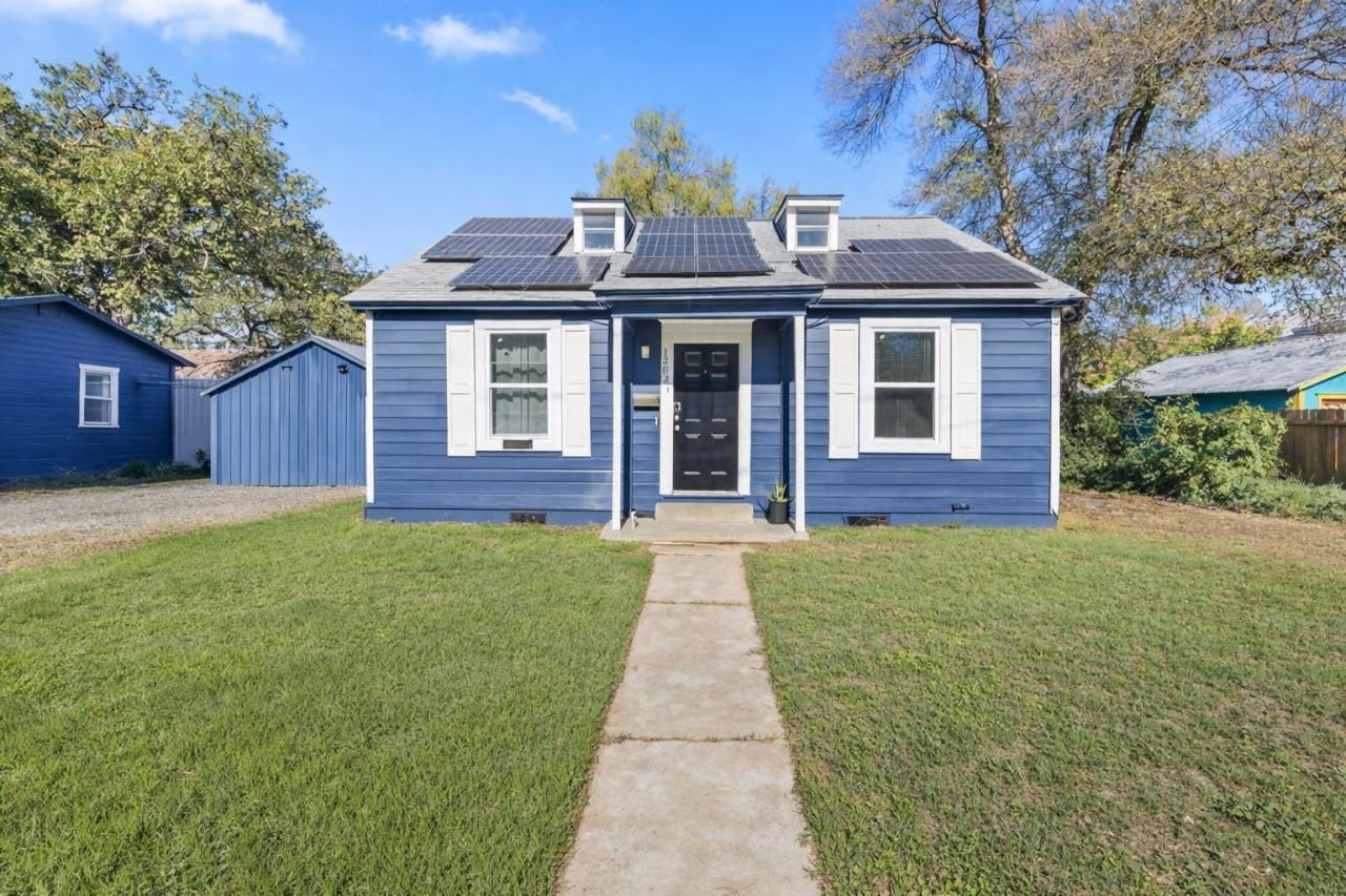 1202 E 29th St, Unit B, Austin, TX 78722 Main Photo