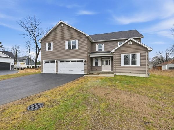 110 Crystal Brook Drive, Springfield, MA 01118