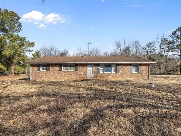 1530 Zeb Road , Gibsonville, NC 27249