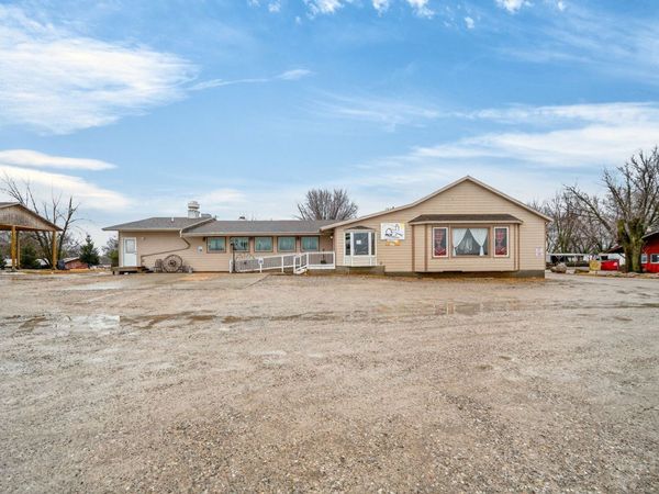 68168 US Highway 30 , Colo, IA 50056