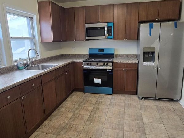 641 S 5th Avenue , Unit 1st Floor, Mount Vernon, NY 10550