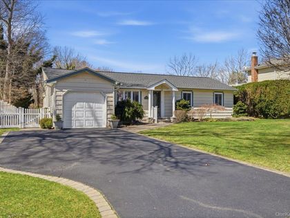 8 Natalie Court Ronkonkoma, NY 11779