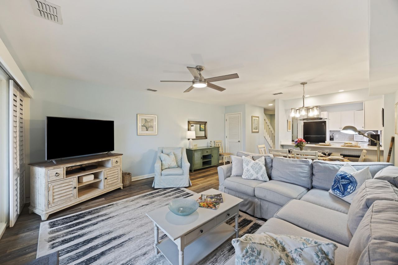 7000 Palmetto Drive Photo 8