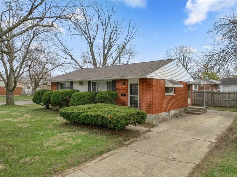 98 Gump Place, Trotwood, OH 45426 Photo 11