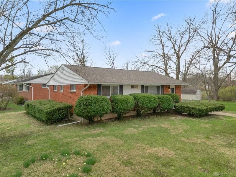 98 Gump Place, Trotwood, OH 45426 Photo 6