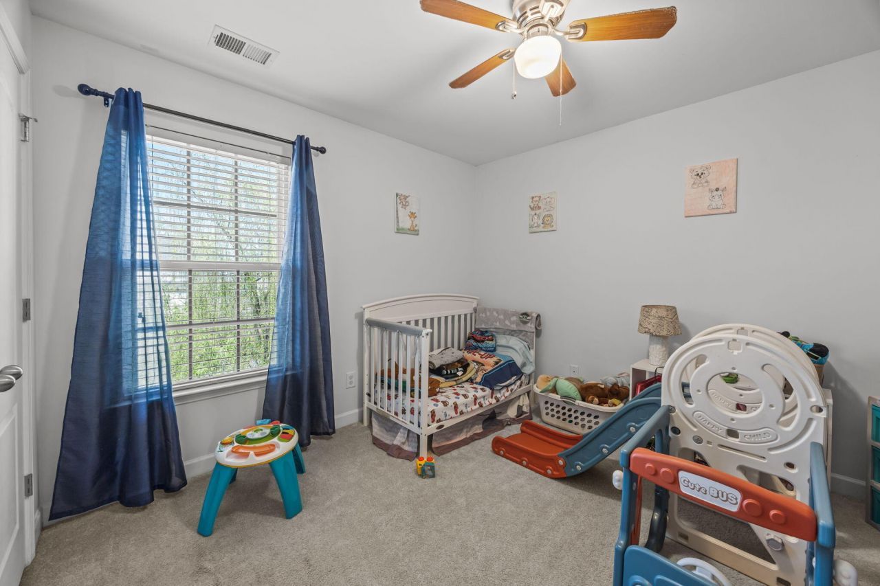 107 Longford Drive Photo 17