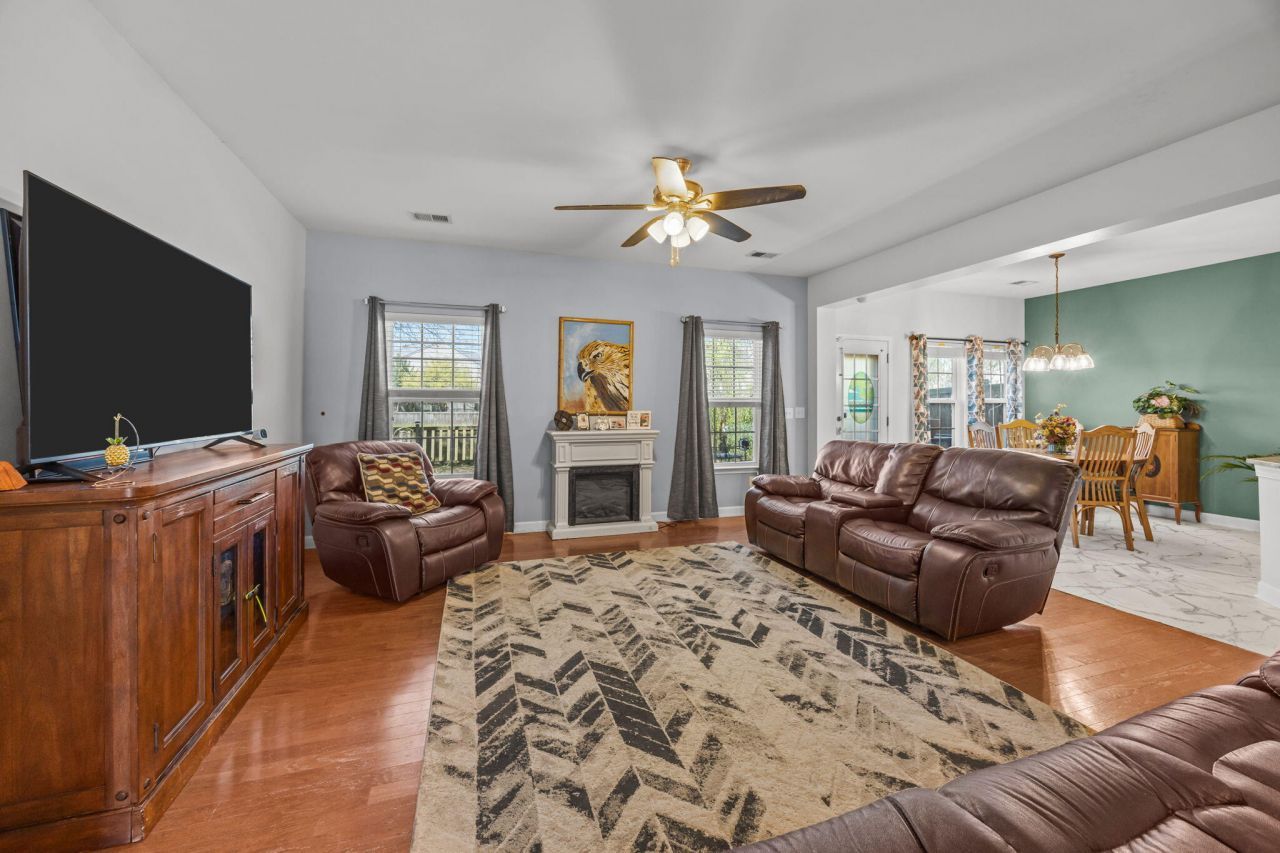 107 Longford Drive Photo 5