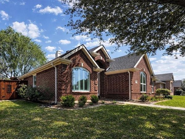 1528 Bosque Drive, Carrollton, TX 75010