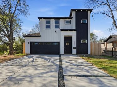4215 Carpenter Avenue, Dallas, TX 75210