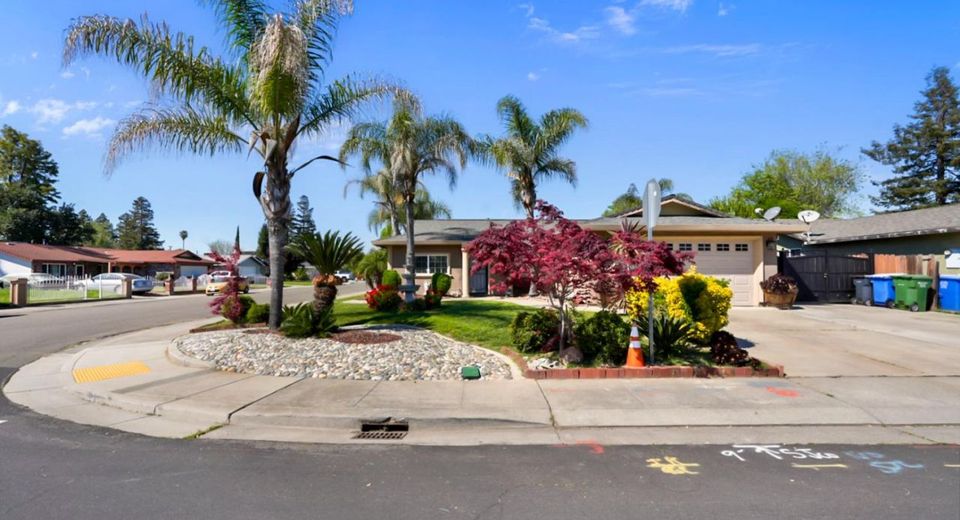 19181 Frank Ct, Woodbridge, CA 95258 Photo