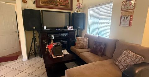8118 Chateau Dr, Stockton, CA 95210 Photo