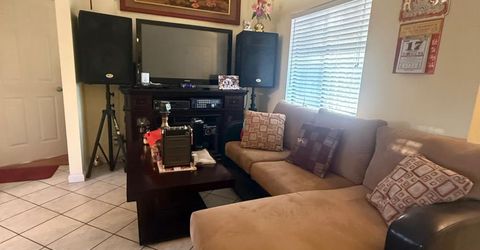 8118 Chateau Dr, Stockton, CA 95210 Photo
