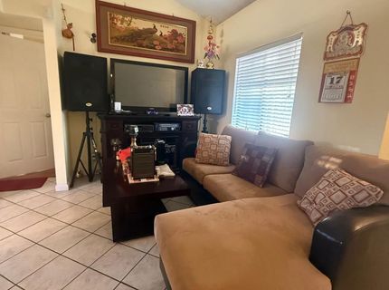 8118 Chateau Dr, Stockton, CA 95210 Photo