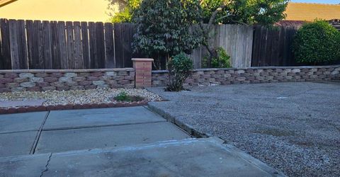 8118 Chateau Dr, Stockton, CA 95210 Photo