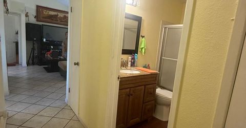 8118 Chateau Dr, Stockton, CA 95210 Photo