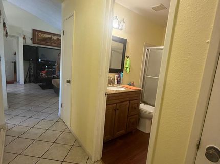 8118 Chateau Dr, Stockton, CA 95210 Photo