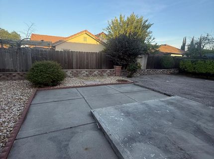 8118 Chateau Dr, Stockton, CA 95210 Photo