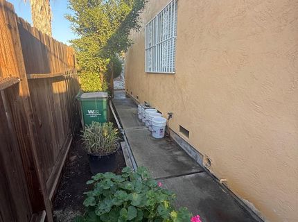 8118 Chateau Dr, Stockton, CA 95210 Photo