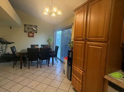 8118 Chateau Dr, Stockton, CA 95210 Photo