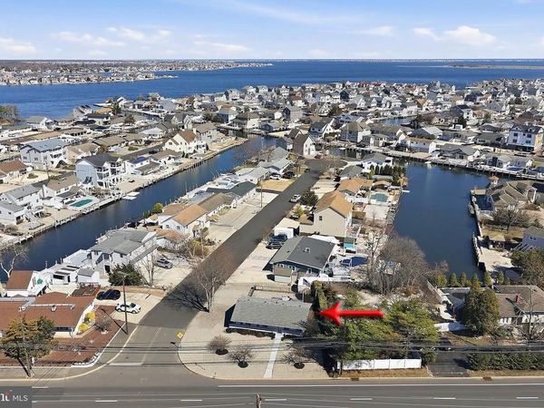 1195 FISCHER BOULEVARD , TOMS RIVER, NJ 08753