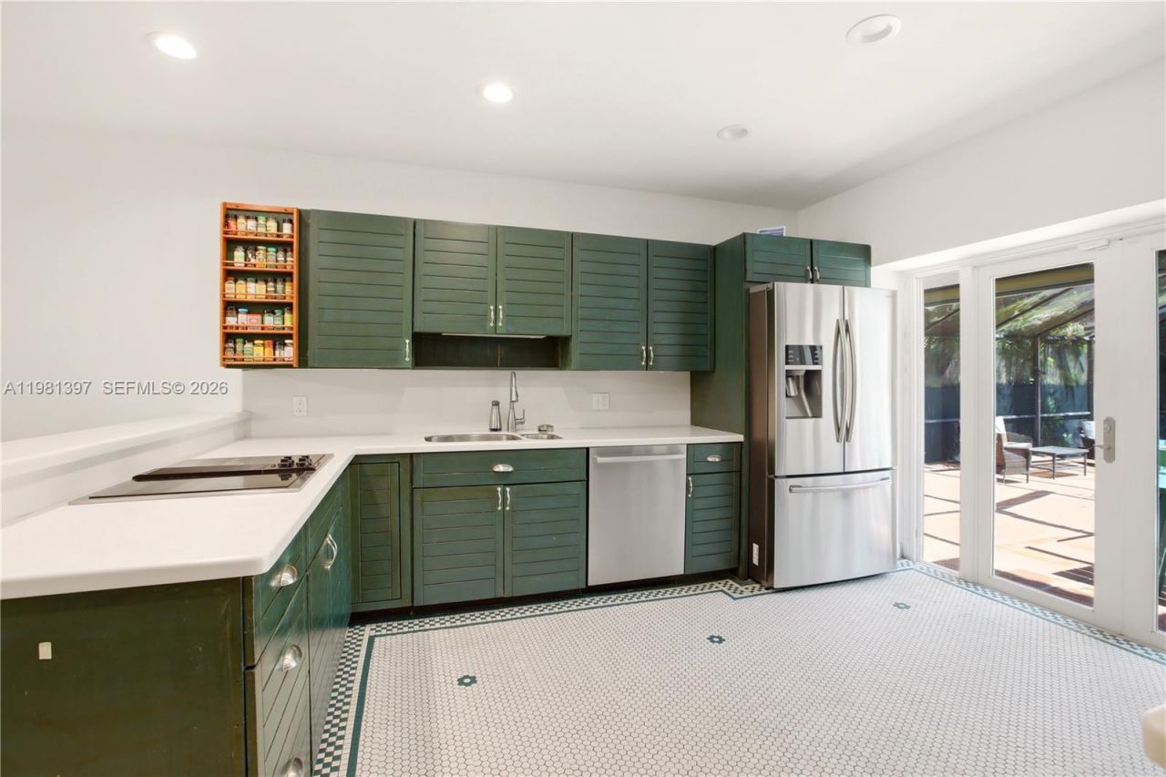 2111 Alhambra Cir, Coral Gables, FL 33134 Photo