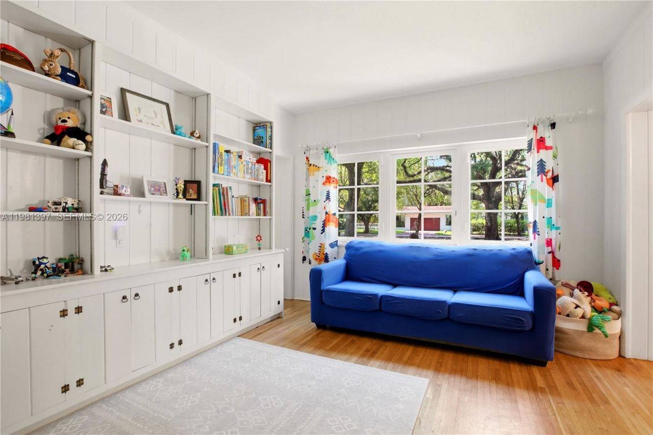 2111 Alhambra Cir, Coral Gables, FL 33134 Photo