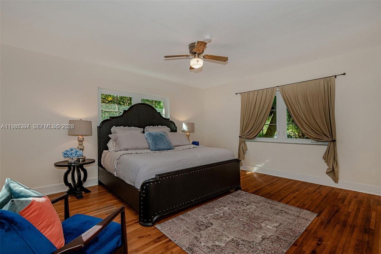 2111 Alhambra Cir , Coral Gables, FL 33134 Photo