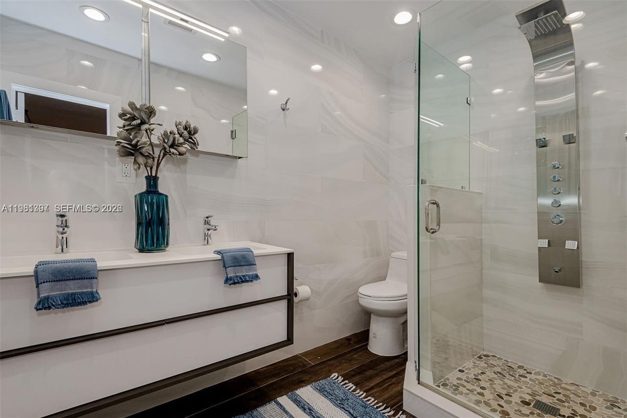 2111 Alhambra Cir, Coral Gables, FL 33134 Photo