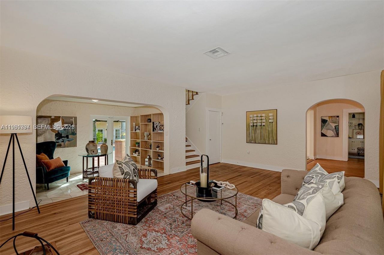 2111 Alhambra Cir , Coral Gables, FL 33134 Photo