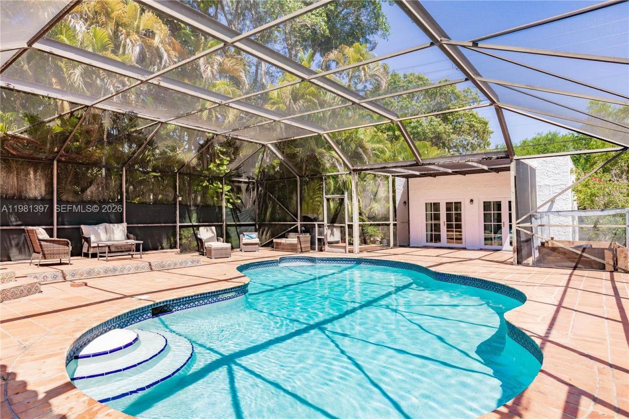 2111 Alhambra Cir, Coral Gables, FL 33134 Photo