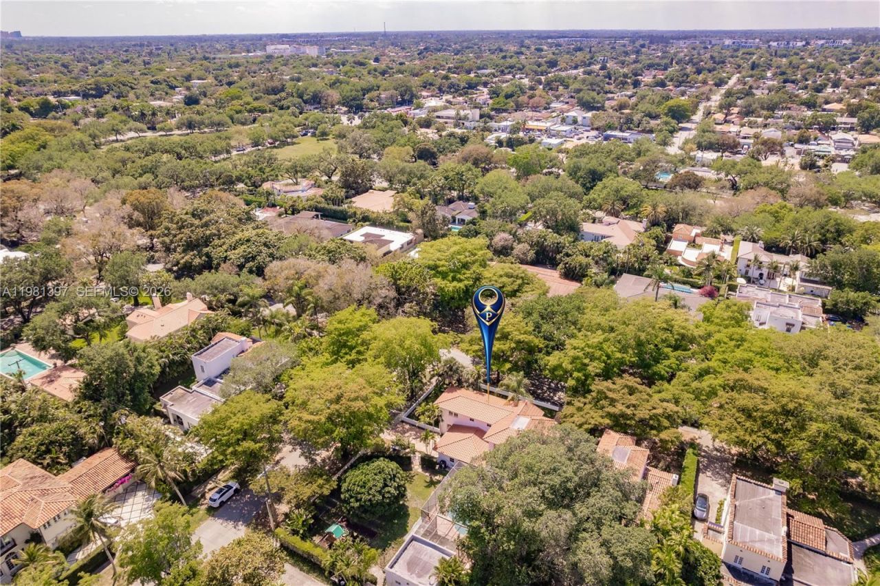2111 Alhambra Cir, Coral Gables, FL 33134 Photo