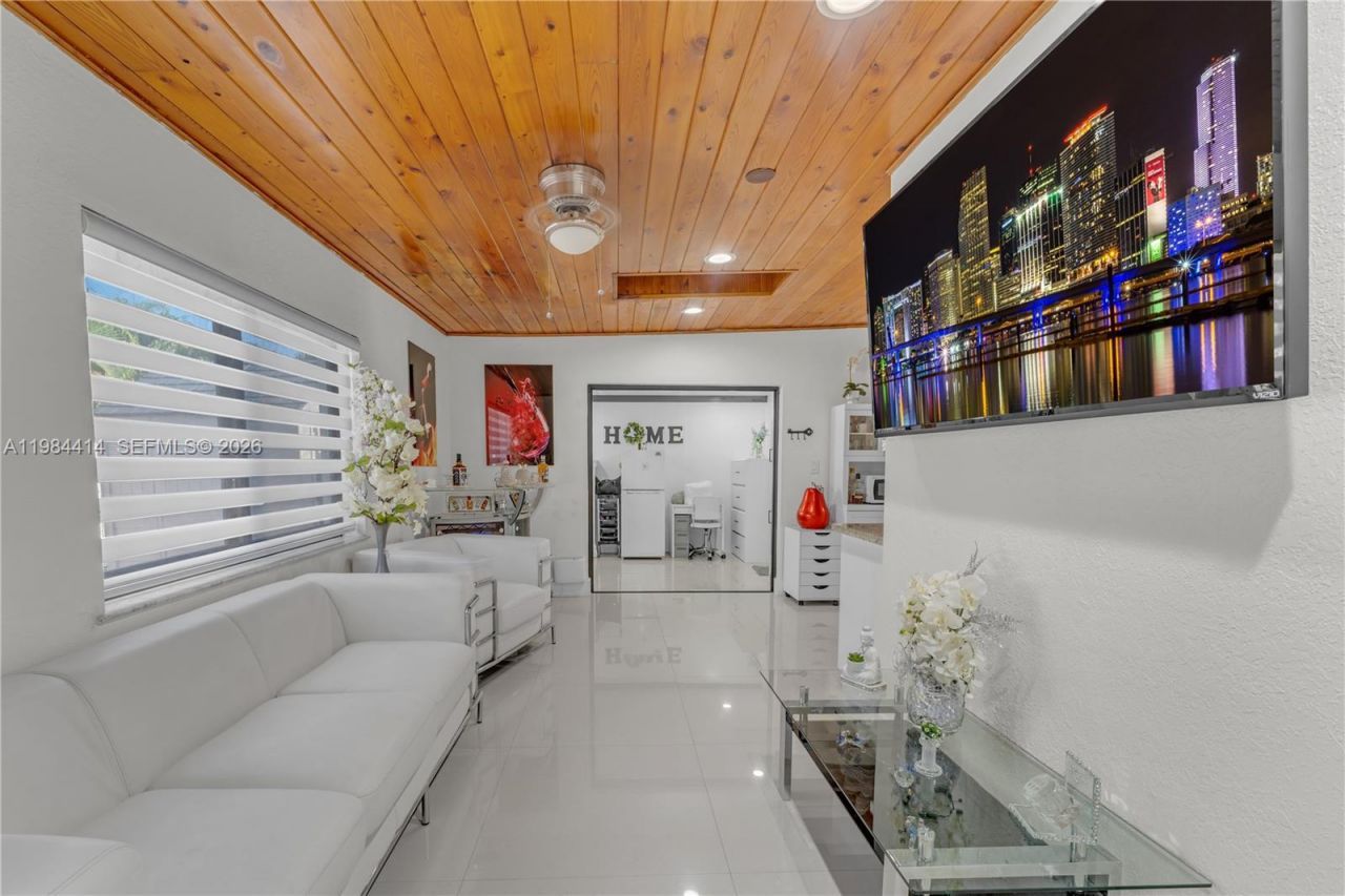 2401 SW 132nd Ave, Miami, FL 33175 Photo