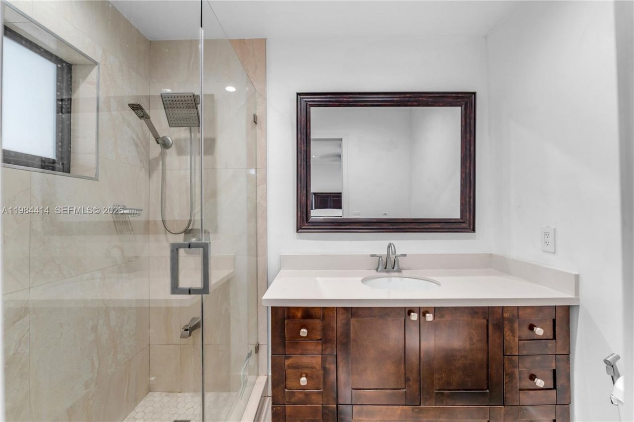 2401 SW 132nd Ave, Miami, FL 33175 Photo